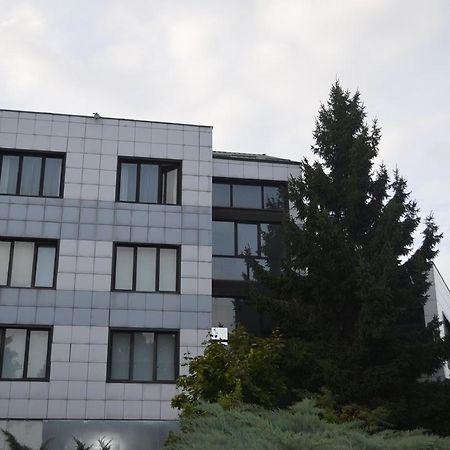 Hotel Cavalieri Pinerolo Exterior photo
